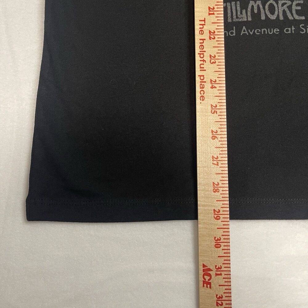 Pink Floyd Graphic T-Shirt NWT Medium Fillmore East Concert Tee Rock Band - Picture 8 of 8